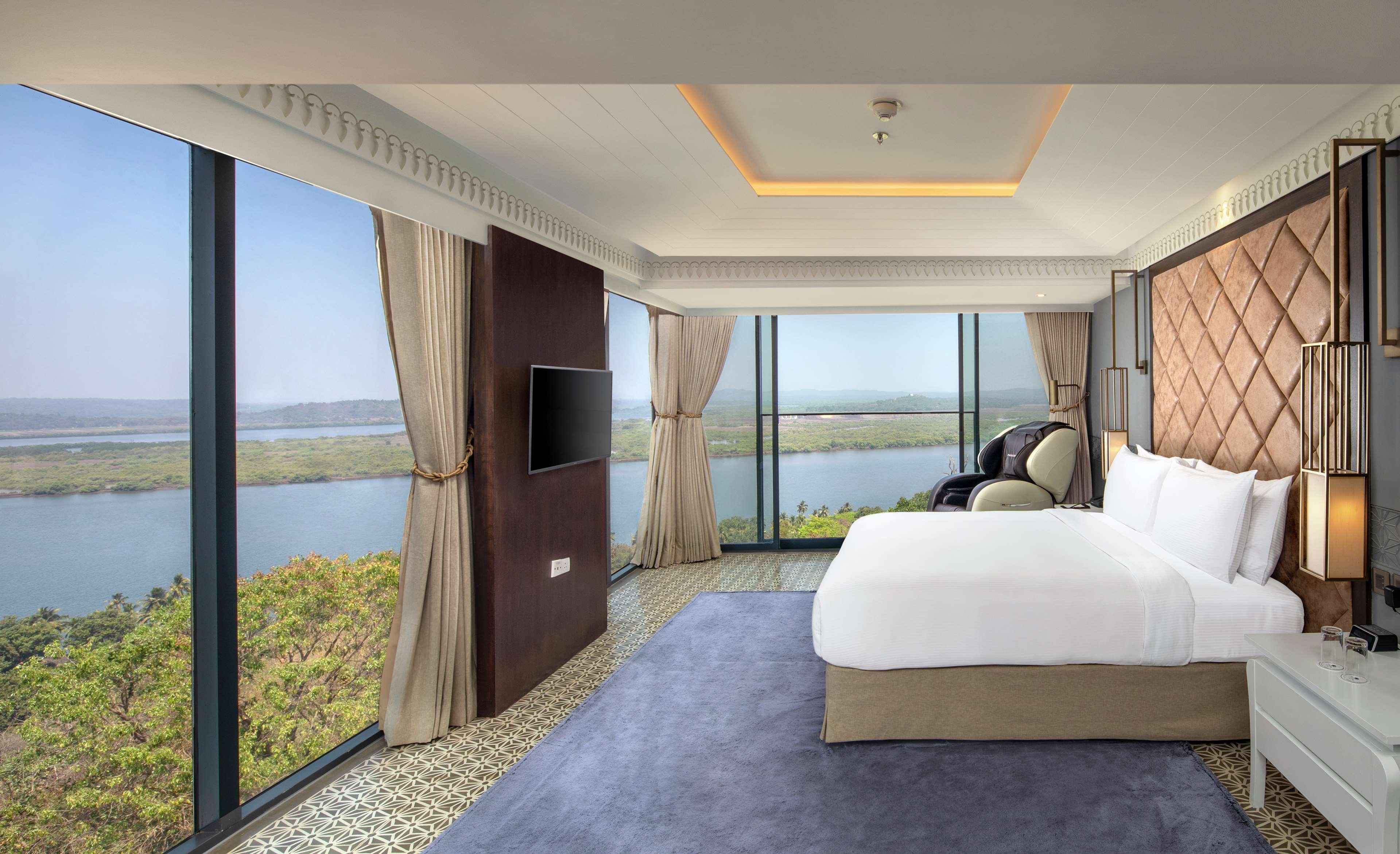 ดับเบิลทรี บาย ฮิลตัน กัว พนาชี Hotel ปณชี ภายนอก รูปภาพ