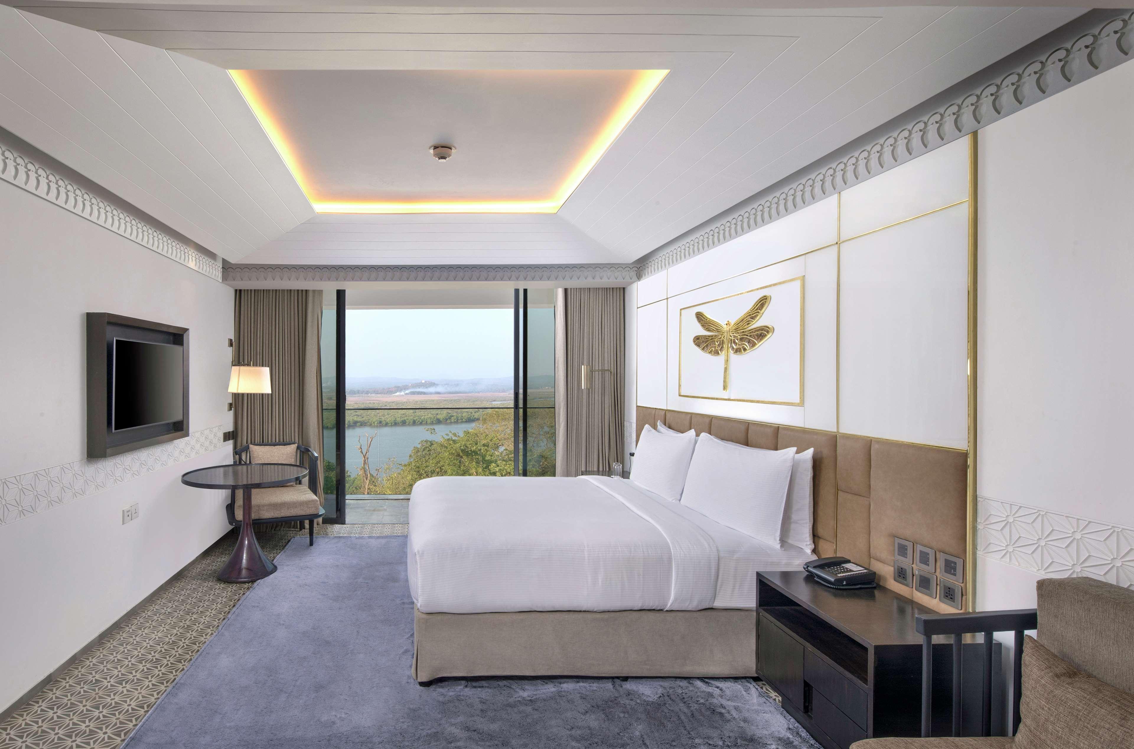 ดับเบิลทรี บาย ฮิลตัน กัว พนาชี Hotel ปณชี ภายนอก รูปภาพ