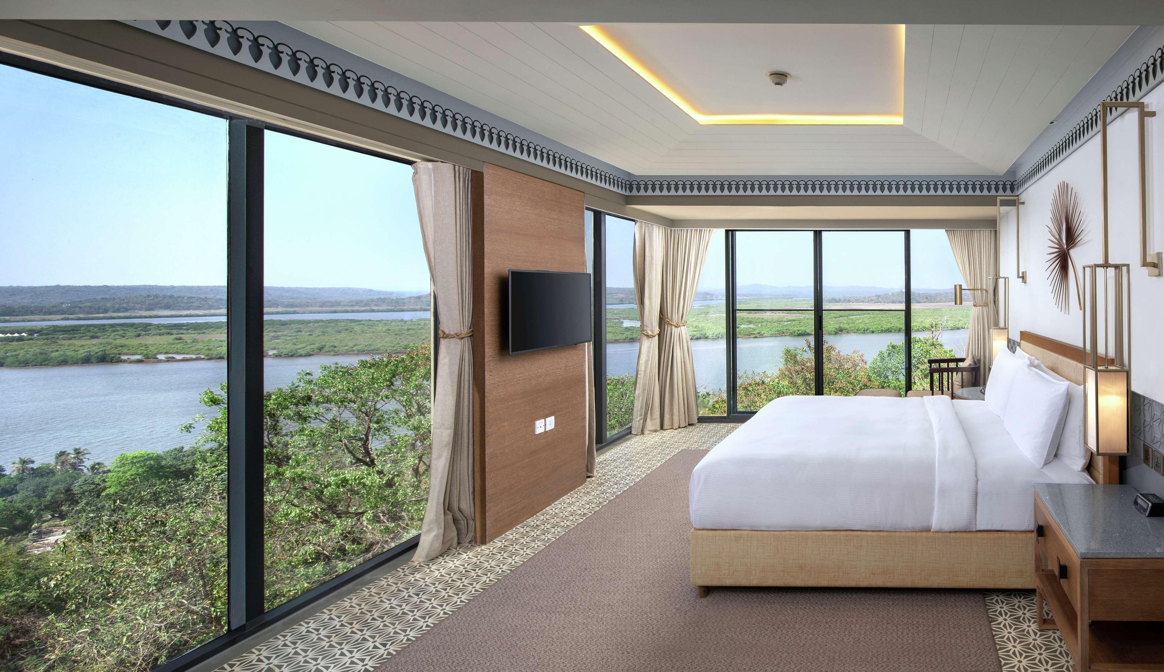 ดับเบิลทรี บาย ฮิลตัน กัว พนาชี Hotel ปณชี ภายนอก รูปภาพ