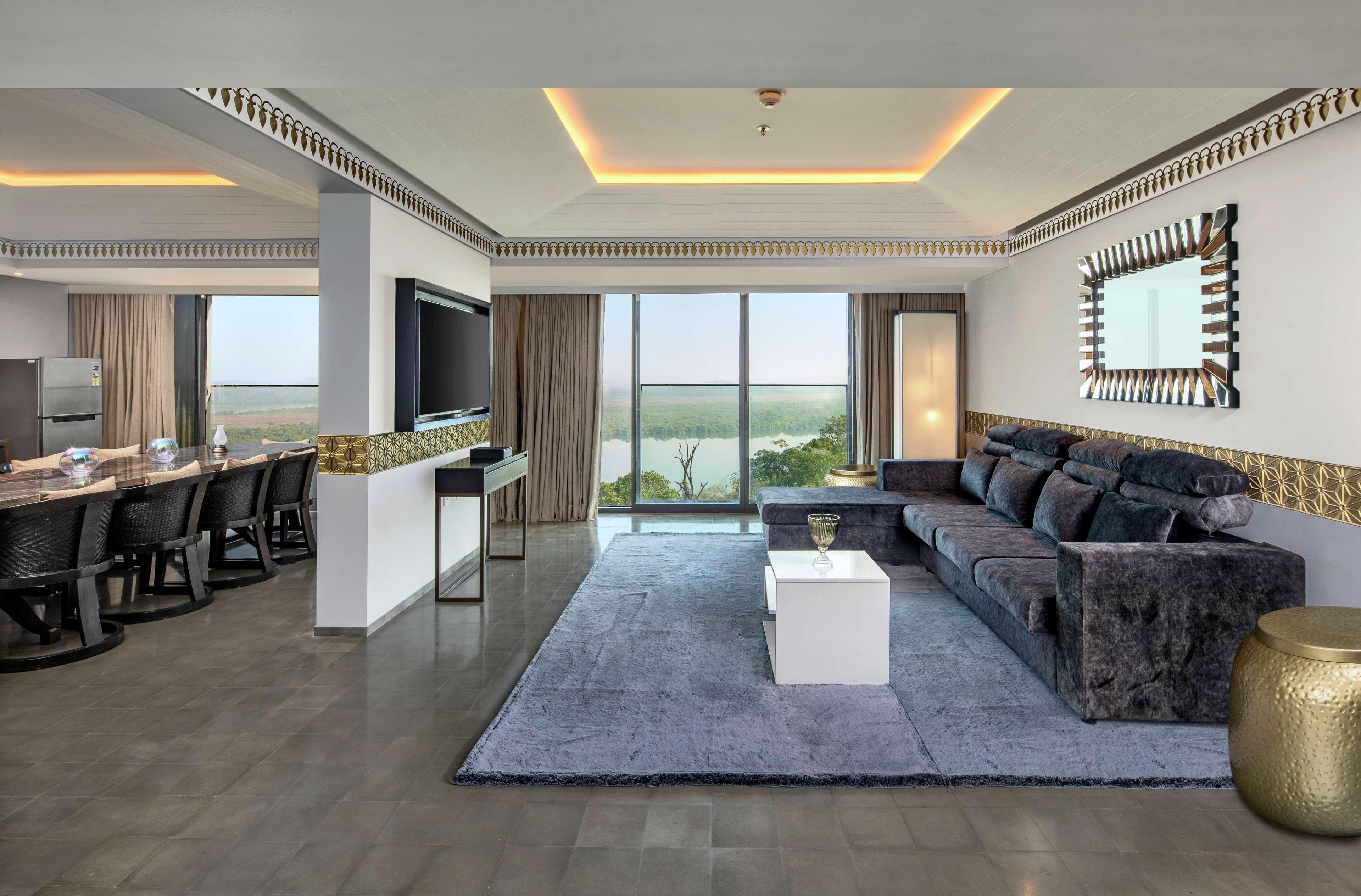 ดับเบิลทรี บาย ฮิลตัน กัว พนาชี Hotel ปณชี ภายนอก รูปภาพ