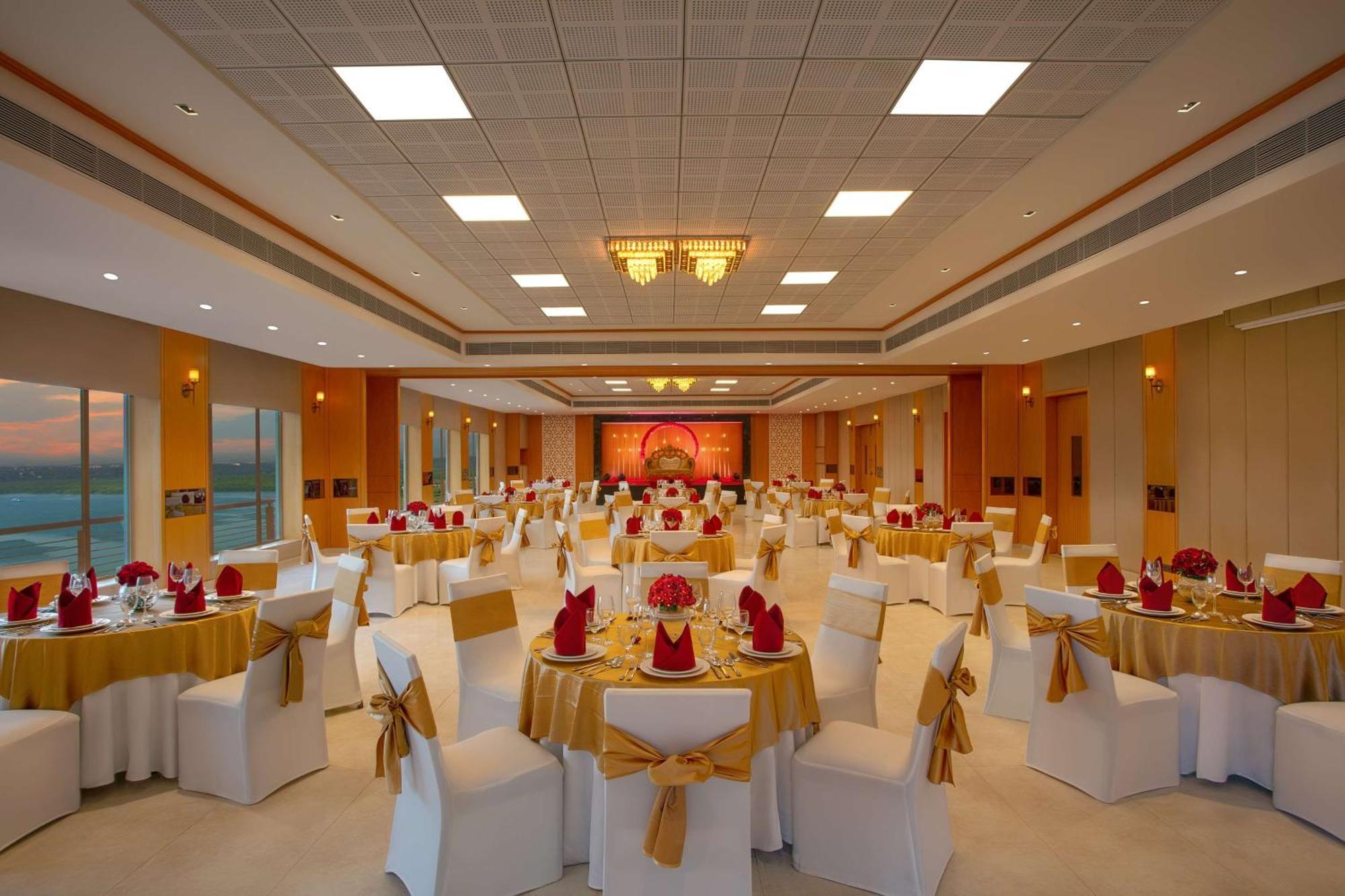 ดับเบิลทรี บาย ฮิลตัน กัว พนาชี Hotel ปณชี ภายนอก รูปภาพ