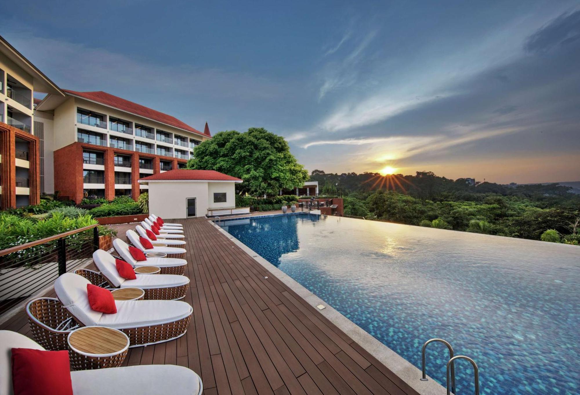 ดับเบิลทรี บาย ฮิลตัน กัว พนาชี Hotel ปณชี ภายนอก รูปภาพ