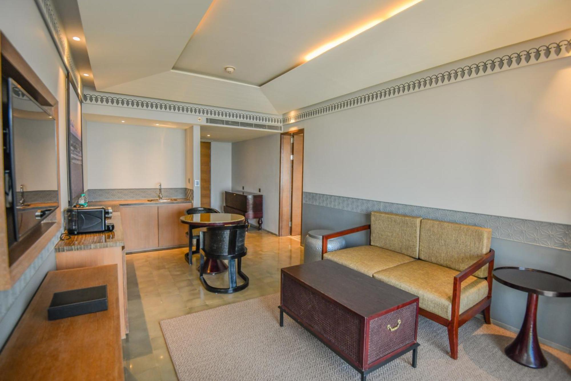 ดับเบิลทรี บาย ฮิลตัน กัว พนาชี Hotel ปณชี ภายนอก รูปภาพ